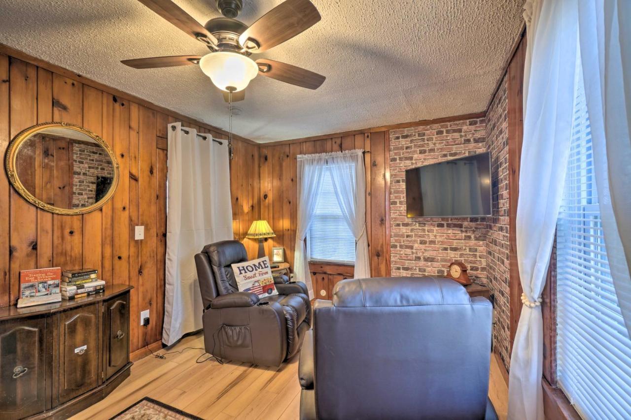 Cozy Knoxville Getaway About 8 Mi To Downtown! Bagian luar foto