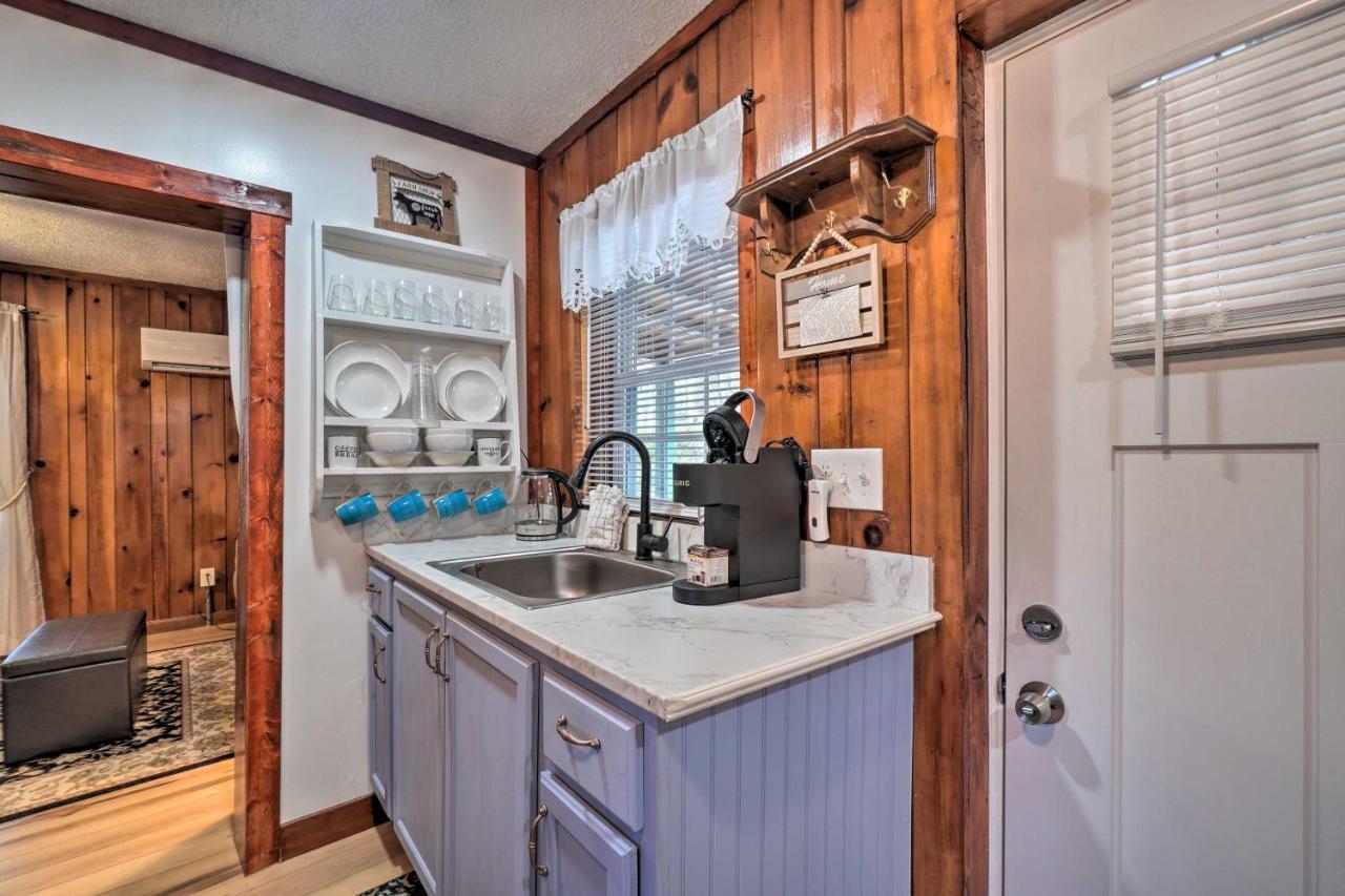 Cozy Knoxville Getaway About 8 Mi To Downtown! Bagian luar foto