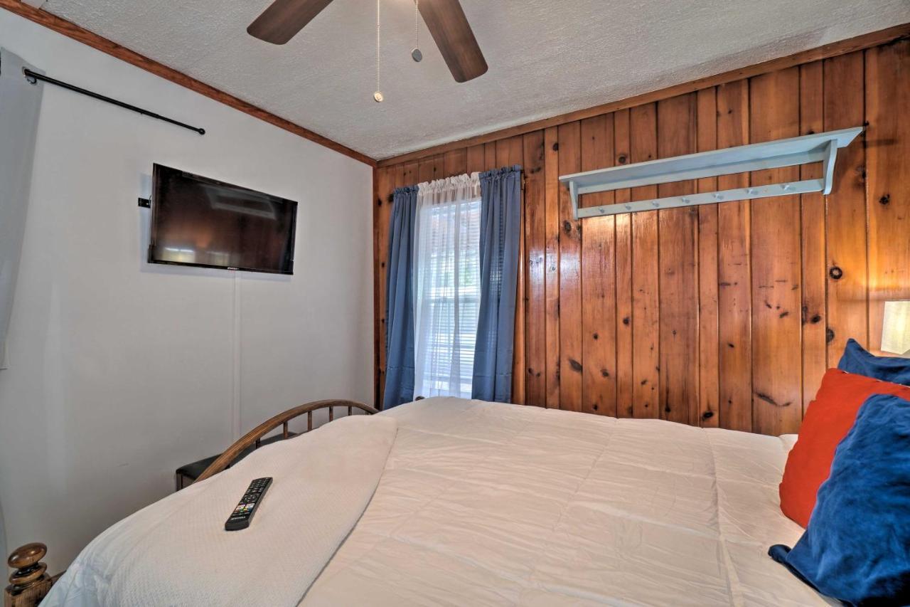 Cozy Knoxville Getaway About 8 Mi To Downtown! Bagian luar foto