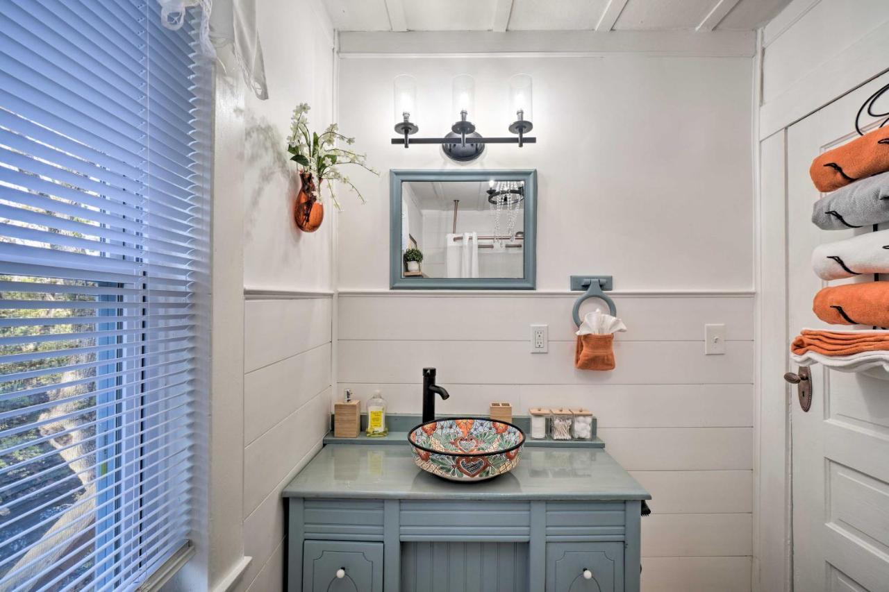 Cozy Knoxville Getaway About 8 Mi To Downtown! Bagian luar foto